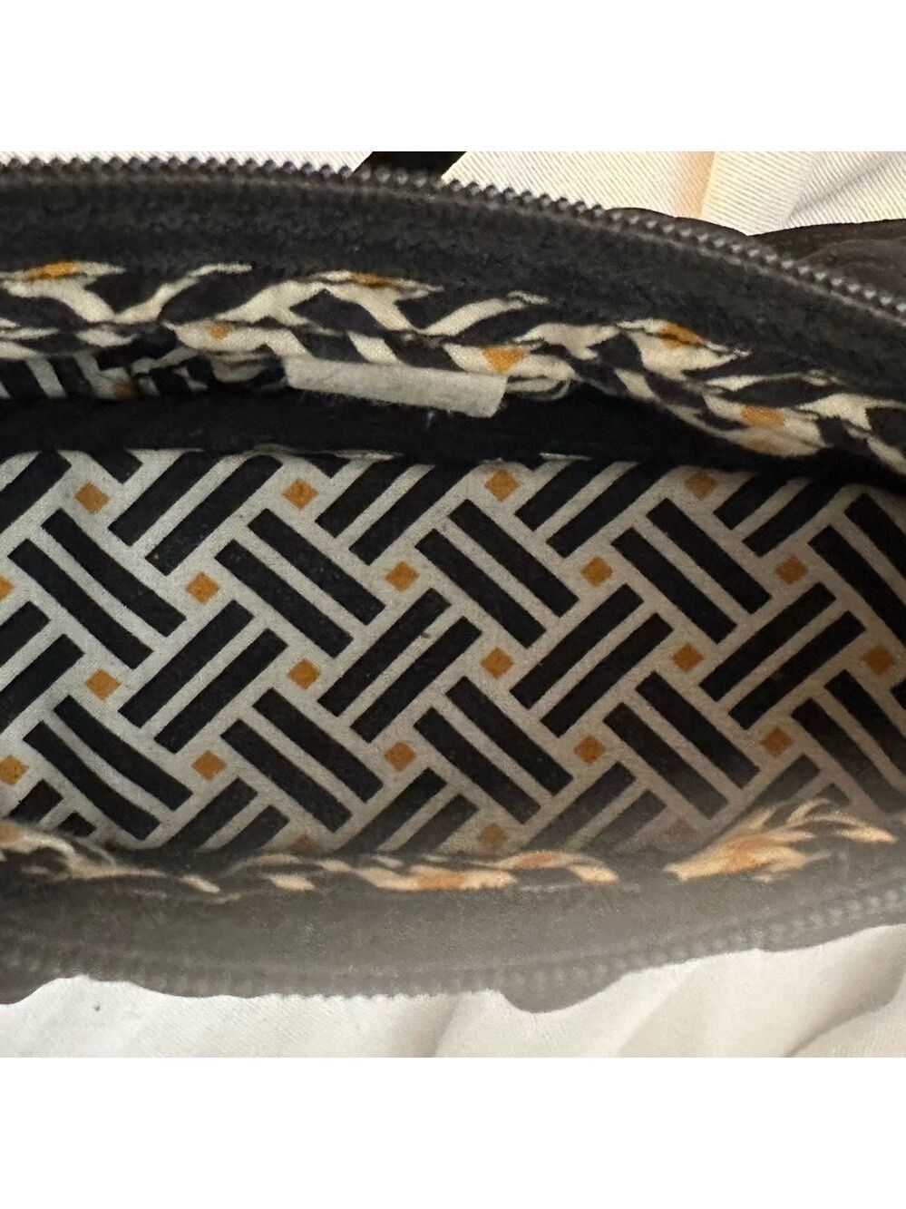 Black Vera Bradley Purse NWOT. - Picture 3 of 4